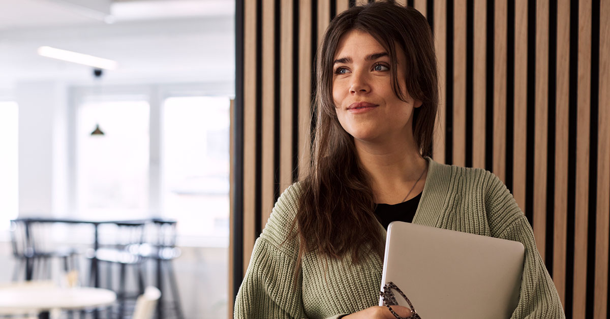 Woman in office - Handelsbanken.se